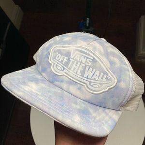 NWT Vans Off The Wall OTW Cloud Print Trucker Hat
